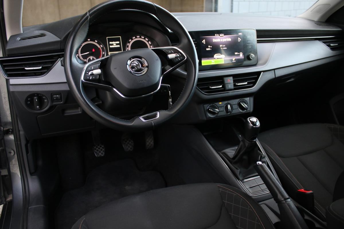skoda-scala-2023-gasolina-999cc