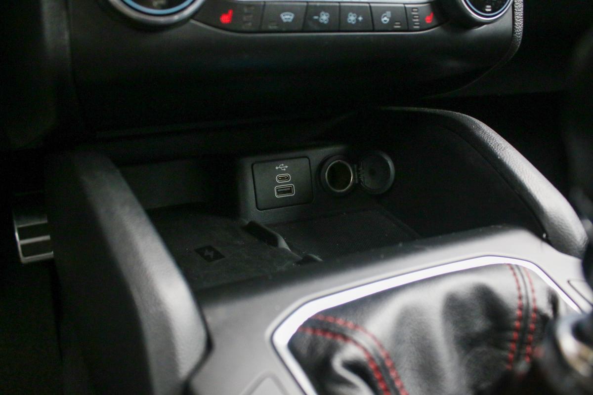 ford-focus-2022-gasolina-998cc