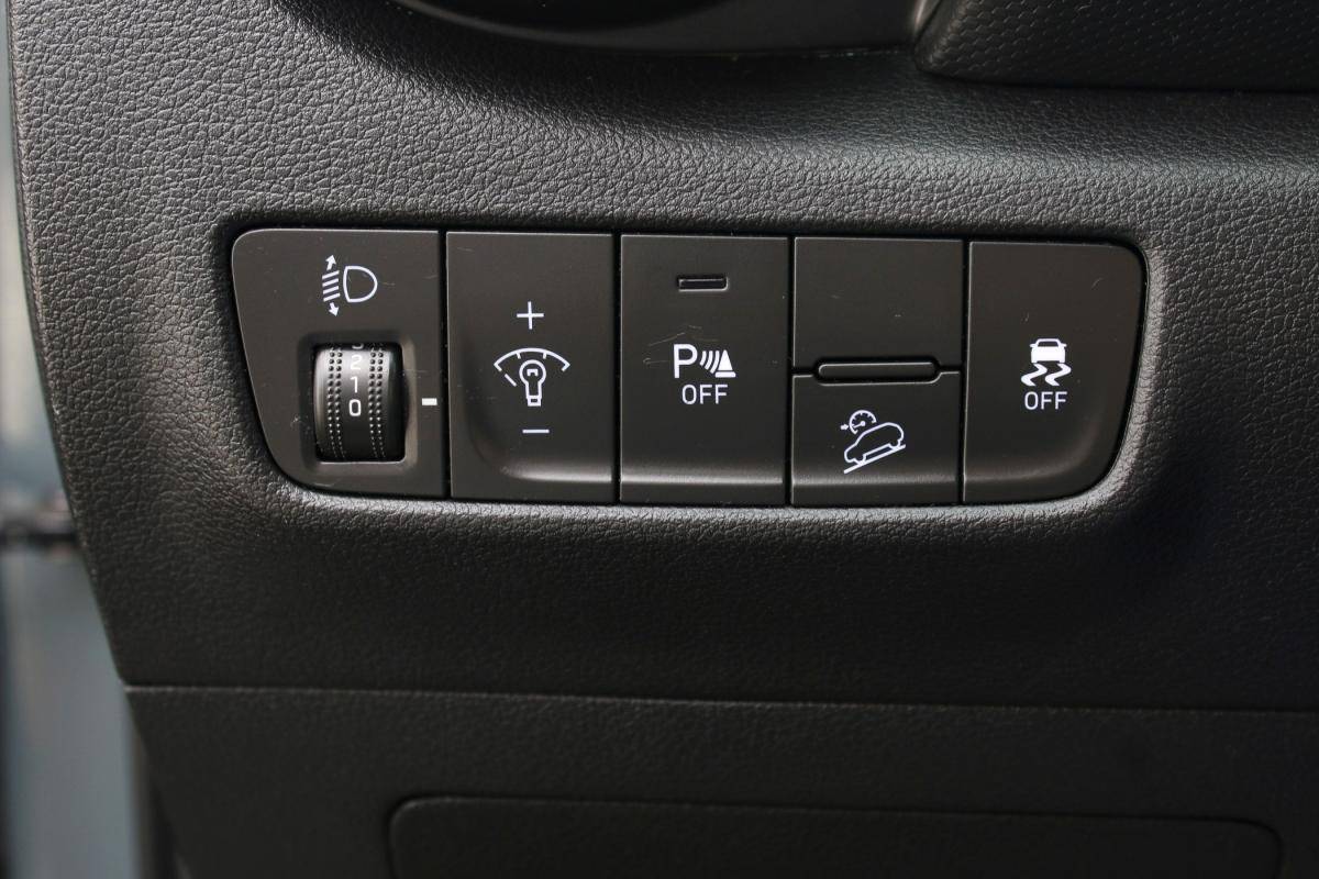hyundai-kauai-2021-gasolina-998cc