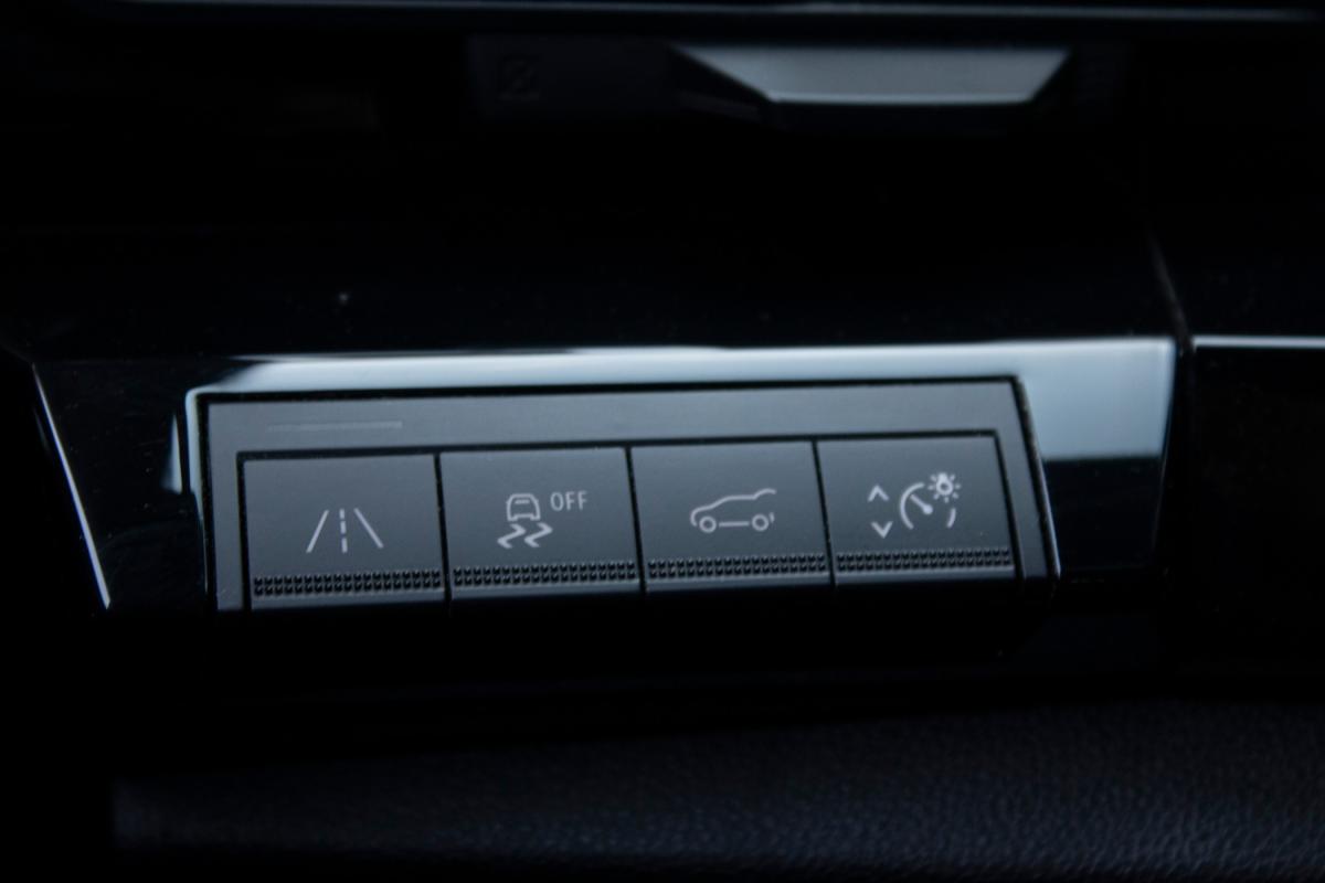 renault-espace-2024-hibrido-a-gasolina-1199cc