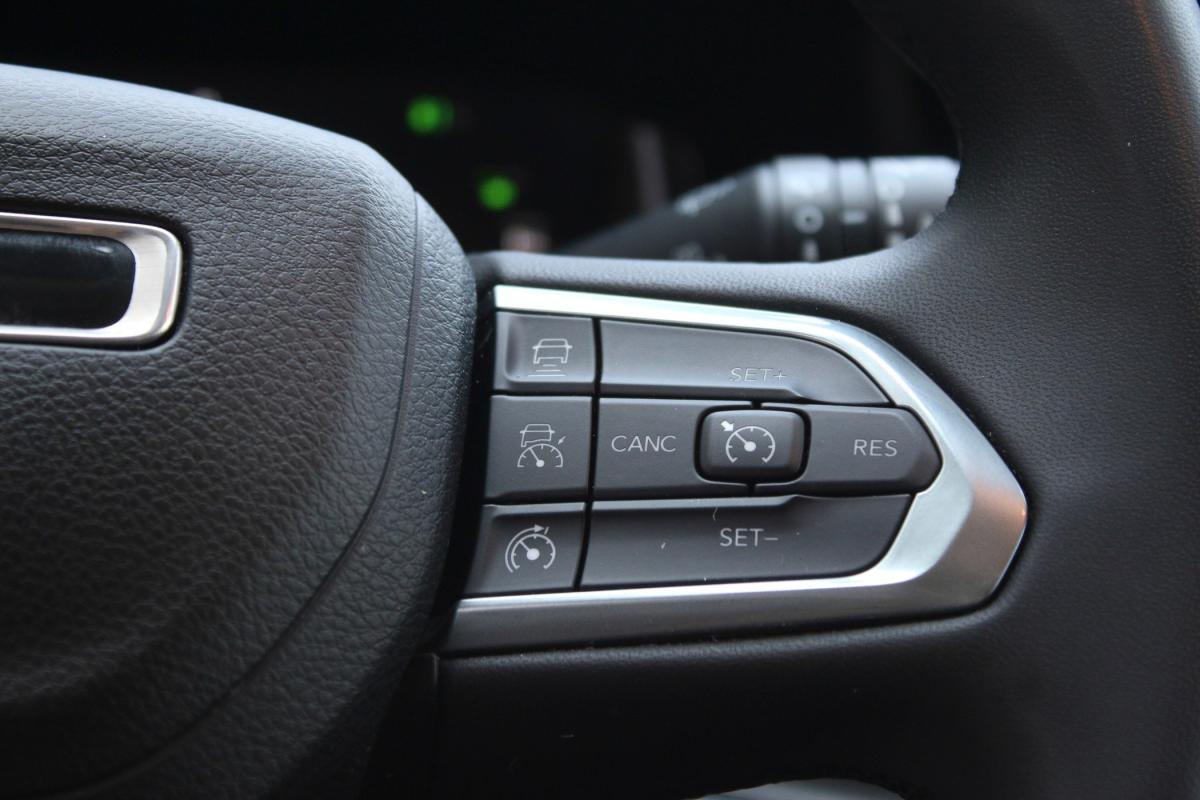 jeep-compass-2023-hibrido-a-gasolina-1332cc