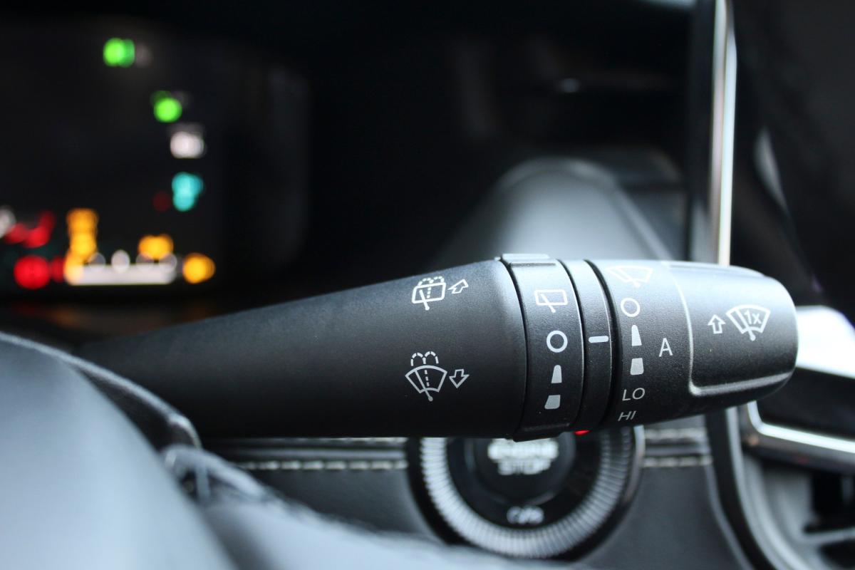 jeep-compass-2023-hibrido-a-gasolina-1332cc