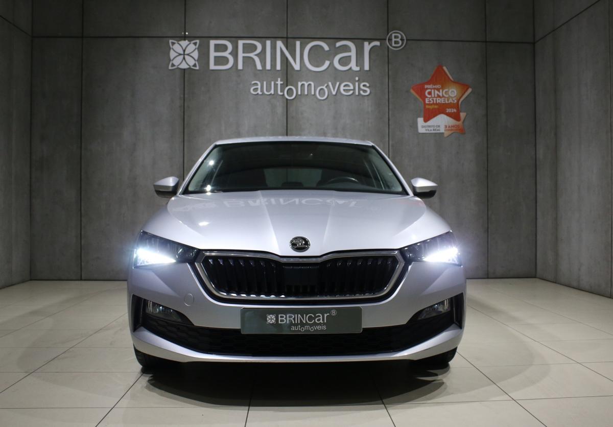 skoda-scala-2022-gasolina-999cc