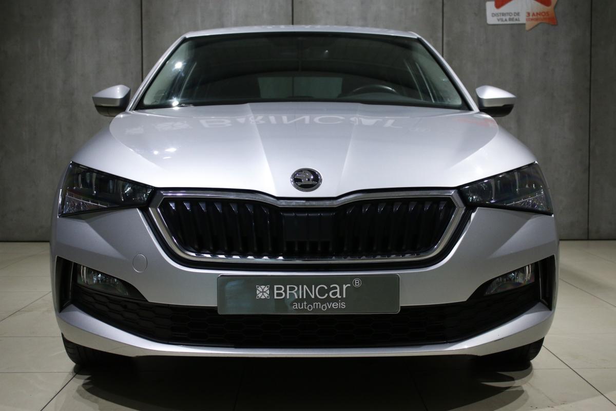 skoda-scala-2022-gasolina-999cc