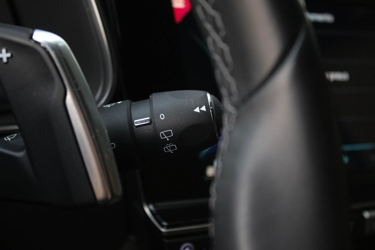 ds-ds-7-crossback-2022-hibrido-a-gasolina-1598cc