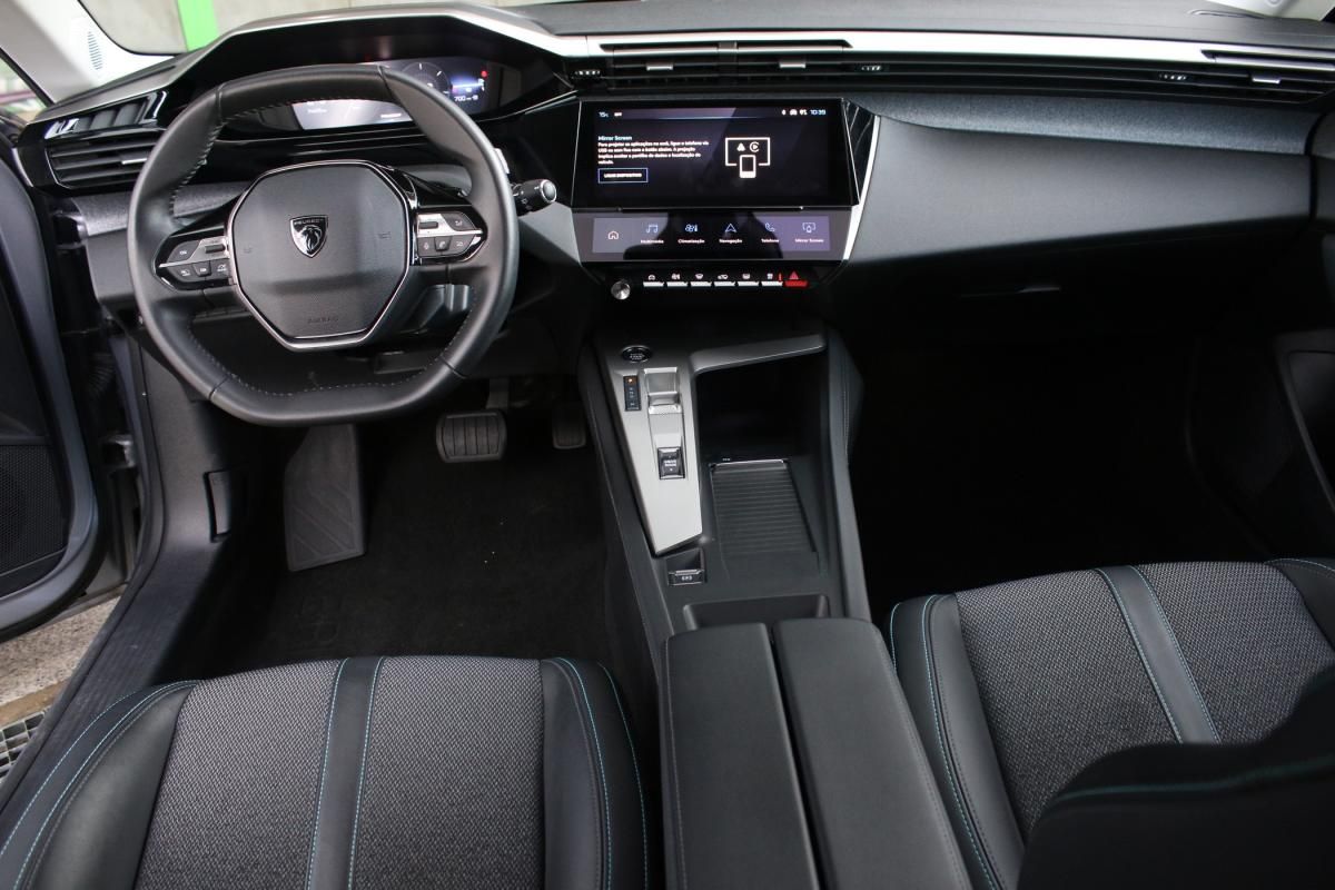 peugeot-308-sw-2023-gasolina-1199cc