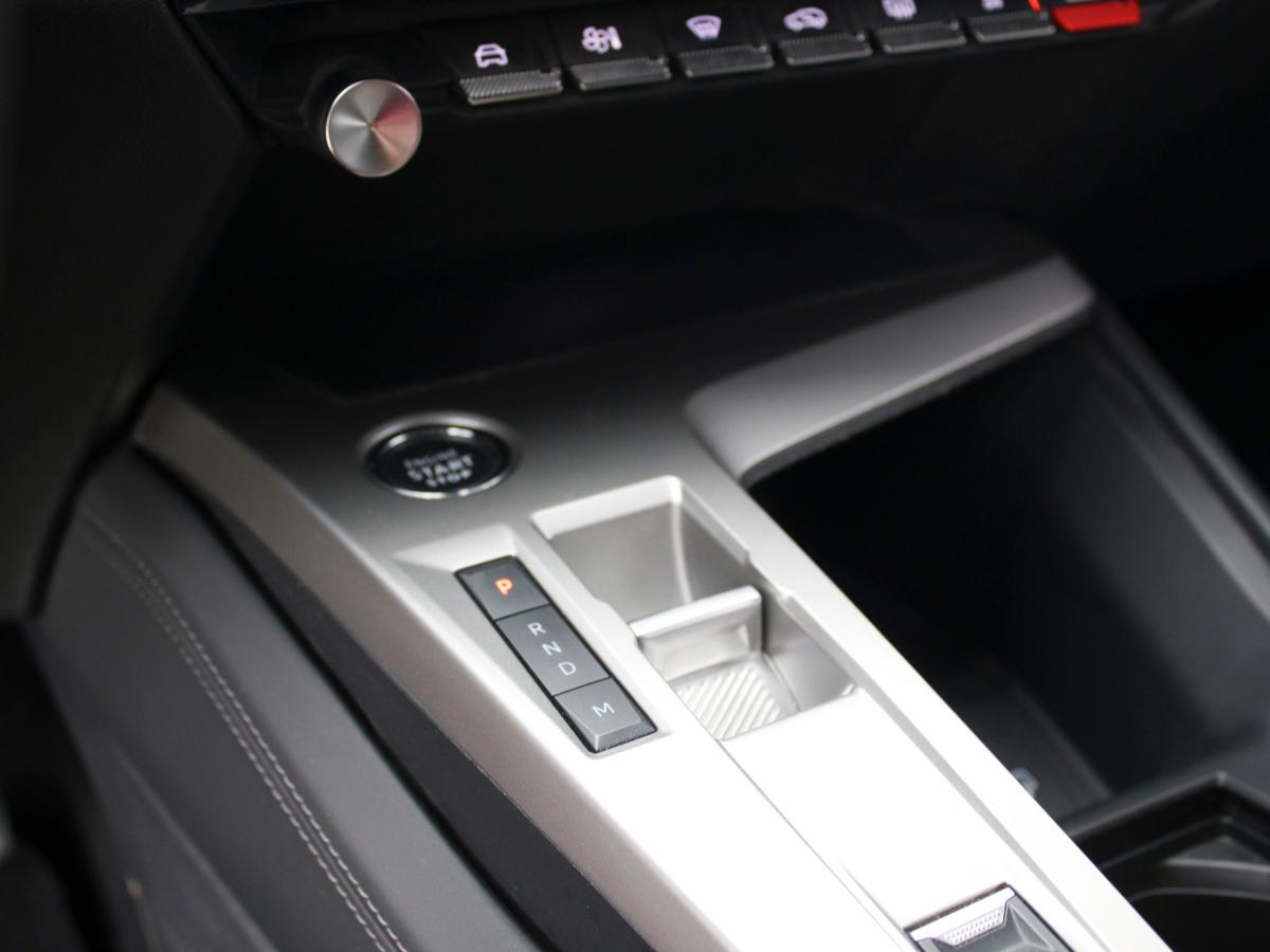 peugeot-308-sw-2023-gasolina-1199cc