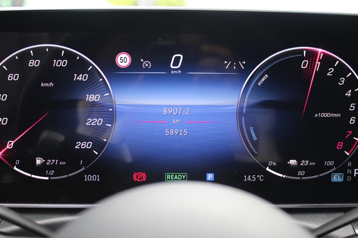 mercedes-benz-classe-c-2023-hibrido-a-gasolina-1999cc