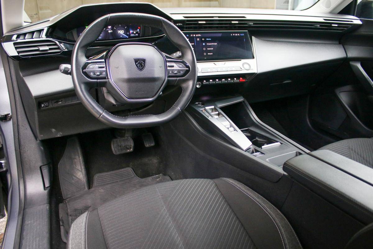peugeot-308-2022-gasolina-1199cc