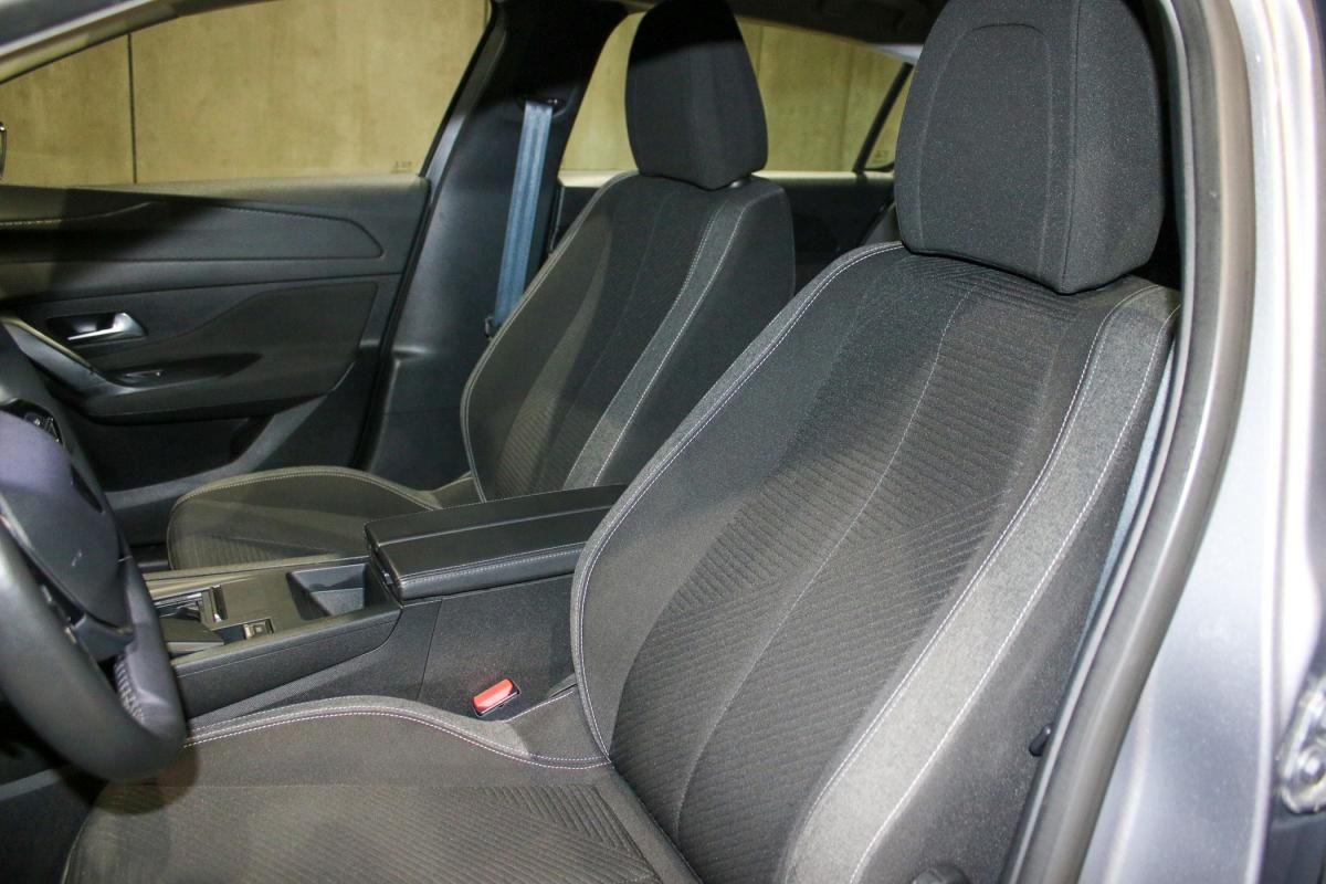 peugeot-308-2022-gasolina-1199cc
