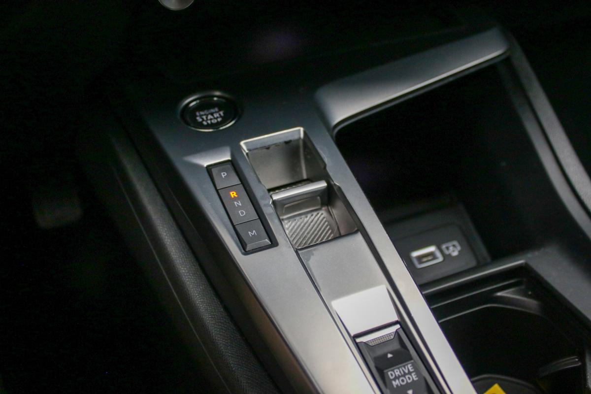 peugeot-308-2022-gasolina-1199cc