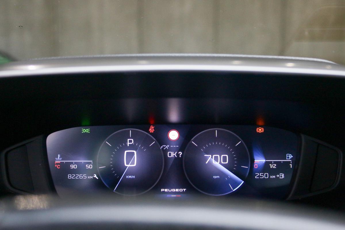 peugeot-308-2022-gasolina-1199cc