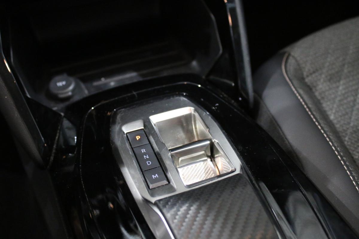 peugeot-208-2025-gasolina-1199cc