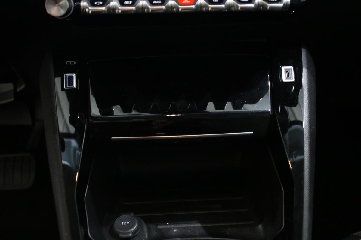 peugeot-208-2025-gasolina-1199cc