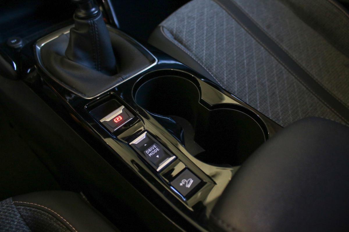 peugeot-2008-2024-gasolina-1199cc