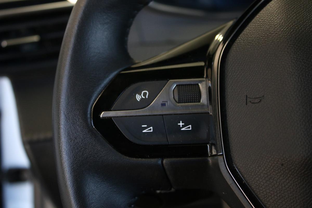 peugeot-2008-2024-gasolina-1199cc