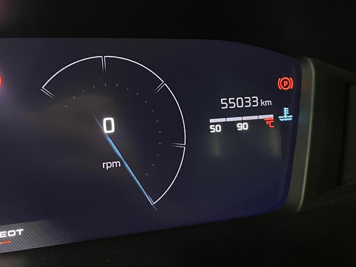 peugeot-2008-2024-gasolina-1199cc