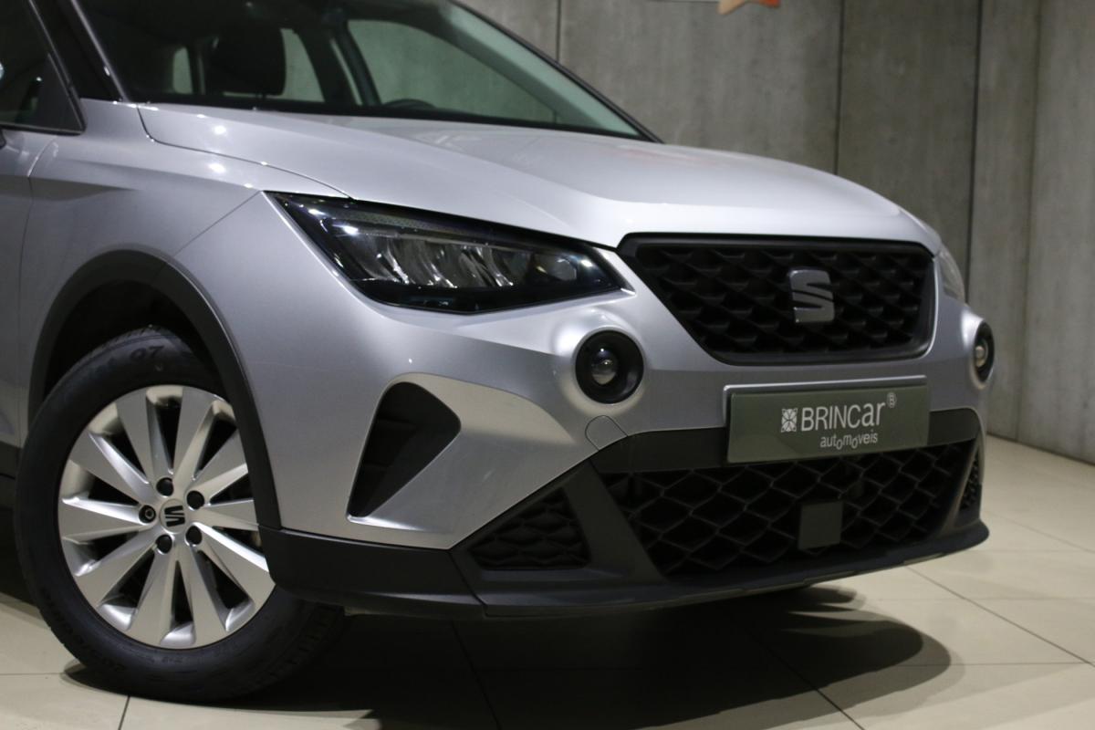 seat-arona-2023-gasolina-999cc