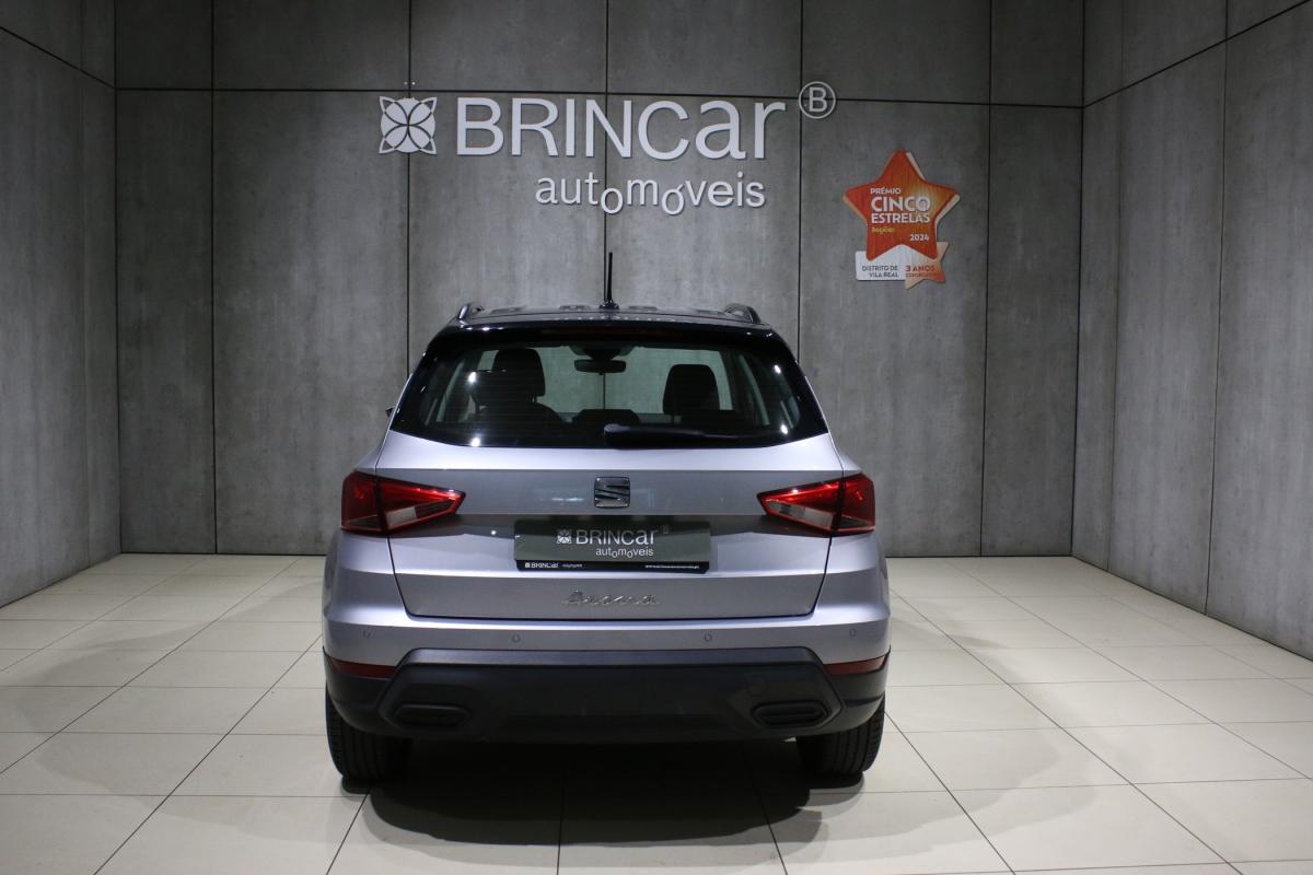 seat-arona-2023-gasolina-999cc