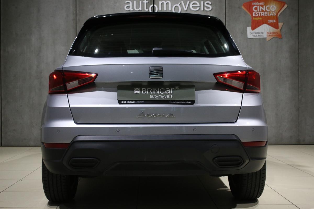seat-arona-2023-gasolina-999cc