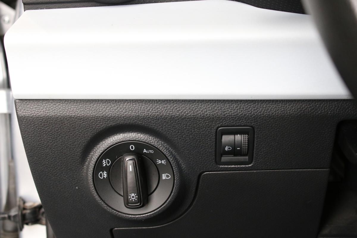 seat-arona-2023-gasolina-999cc