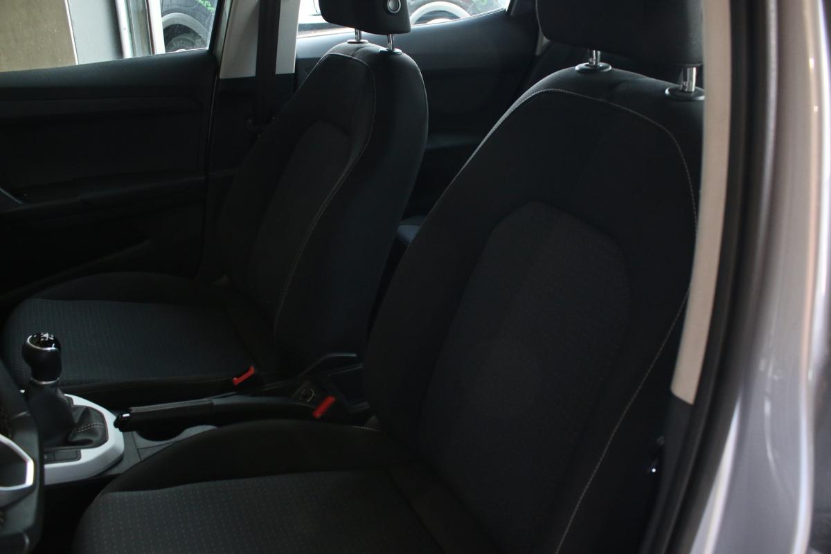 seat-arona-2023-gasolina-999cc