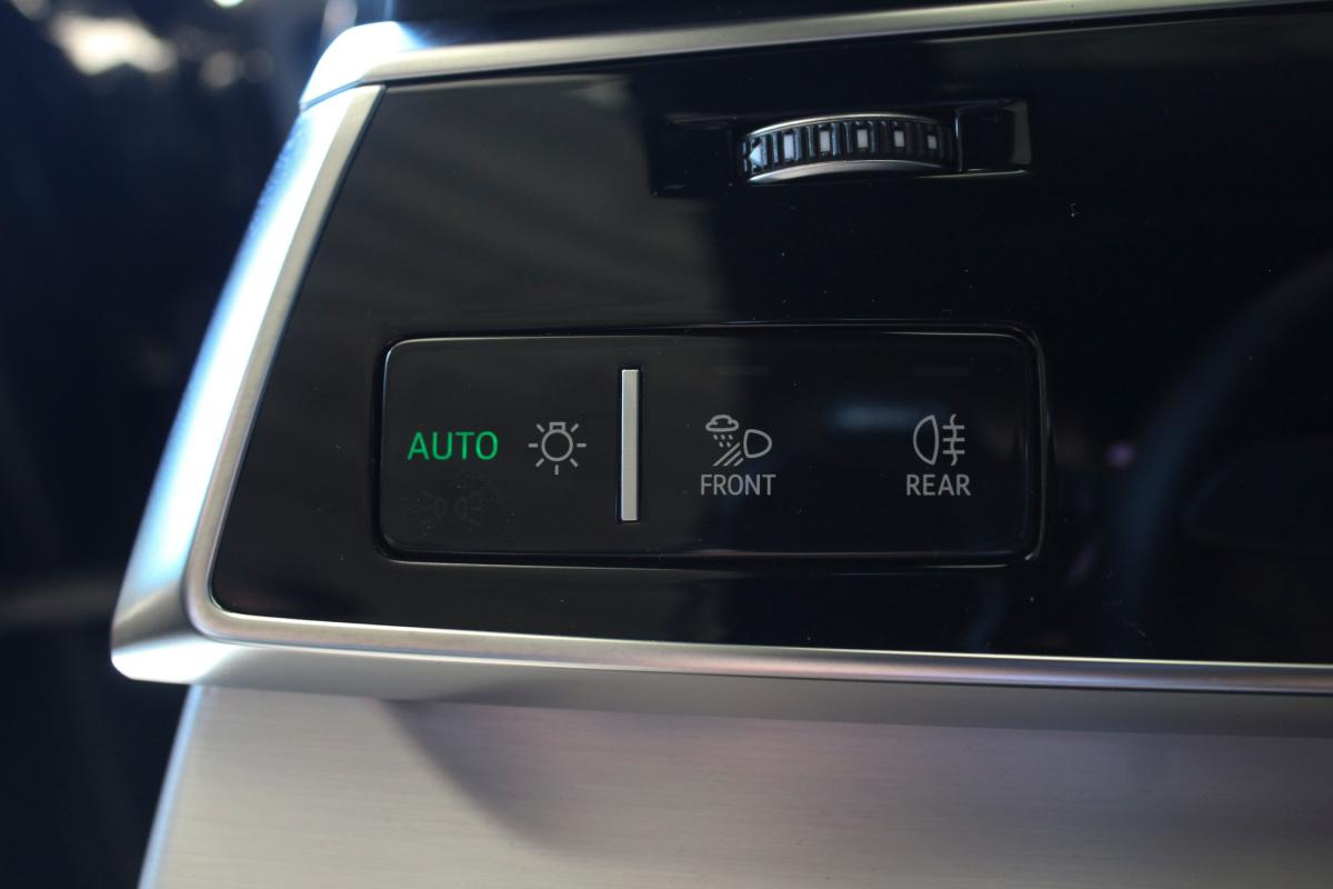 audi-q8-2024-hibrido-a-gasolina-2995cc