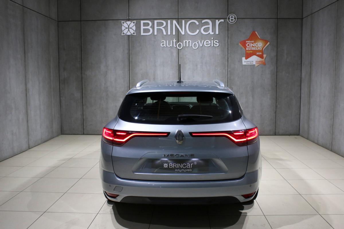 renault-megane-sport-tourer-2021-diesel-1461cc