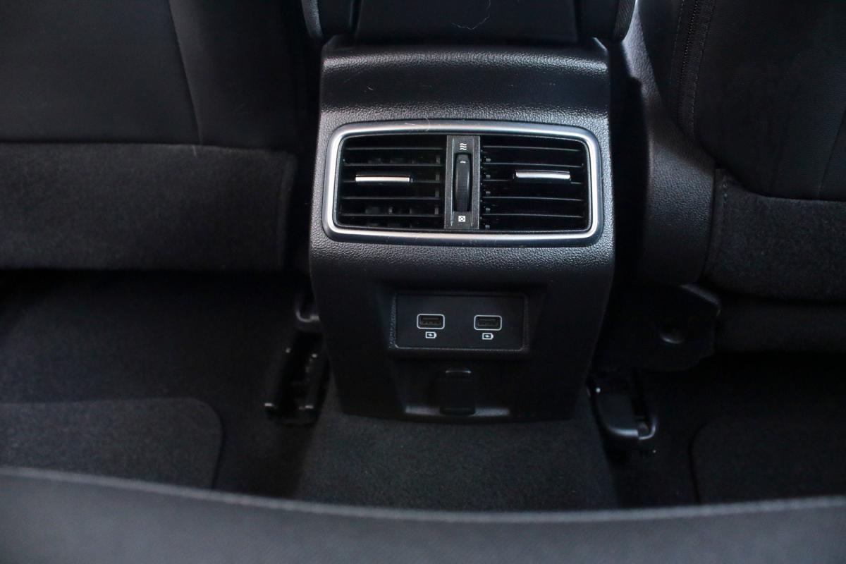 renault-megane-sport-tourer-2021-diesel-1461cc
