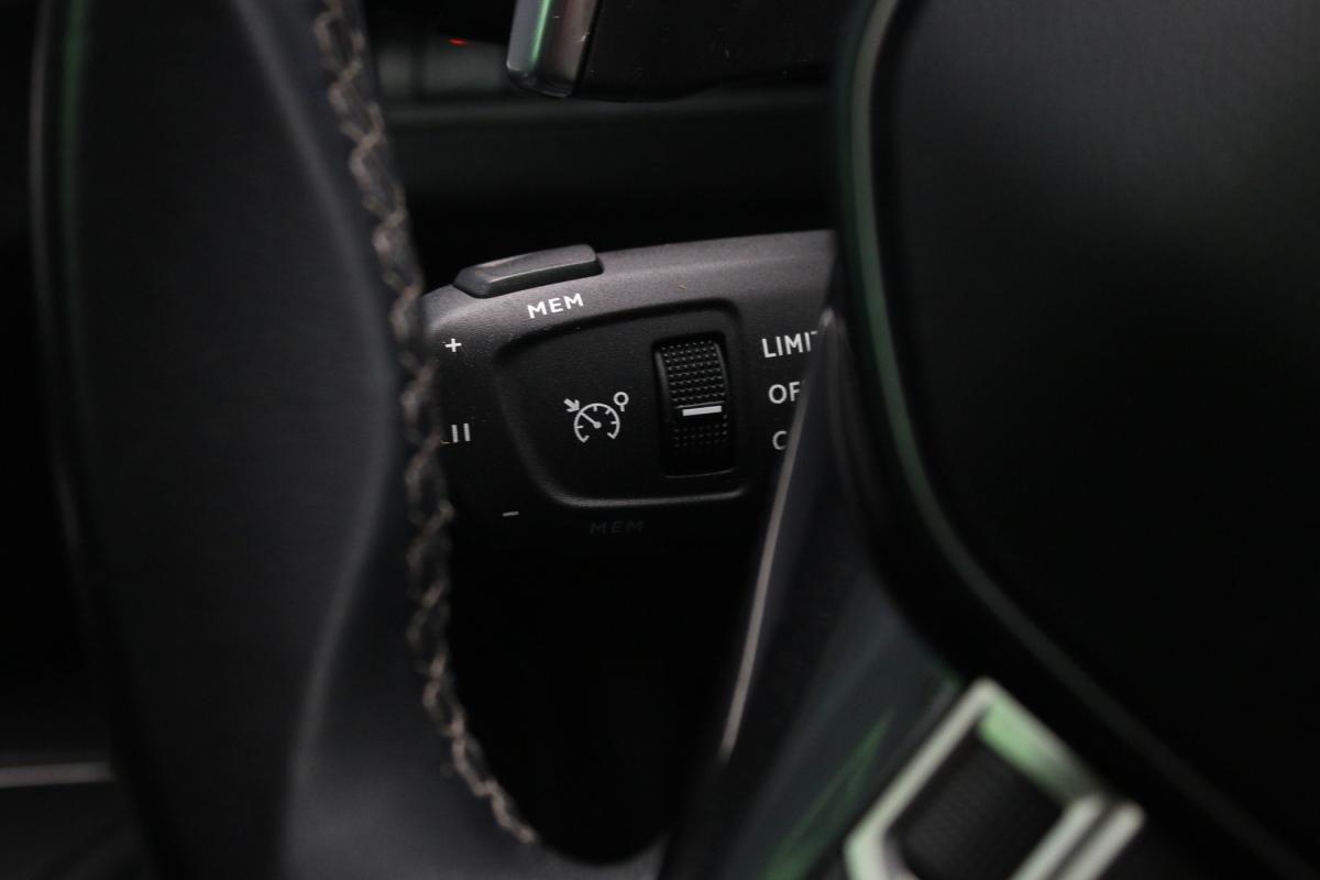 peugeot-3008-2022-gasolina-1199cc