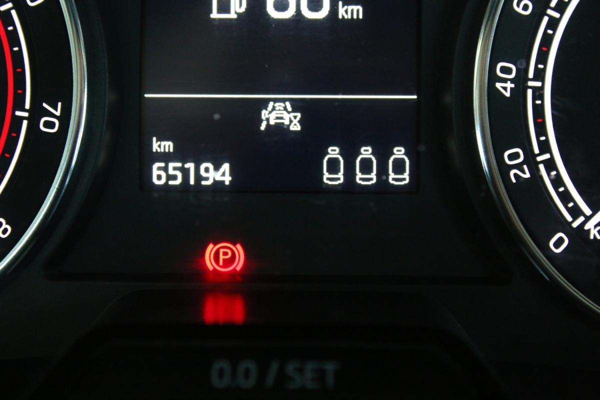 skoda-kamiq-2023-gasolina-999cc