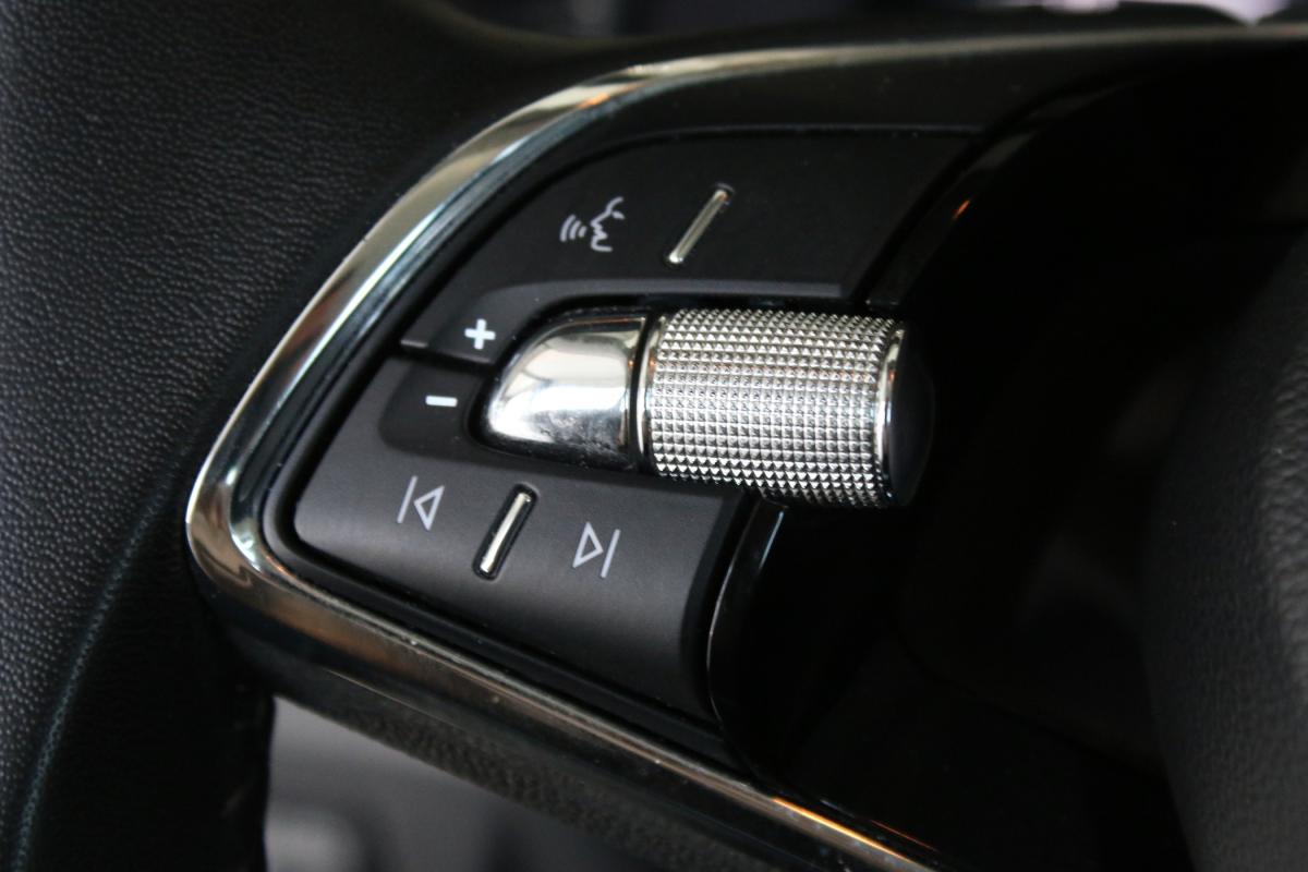 skoda-kamiq-2023-gasolina-999cc