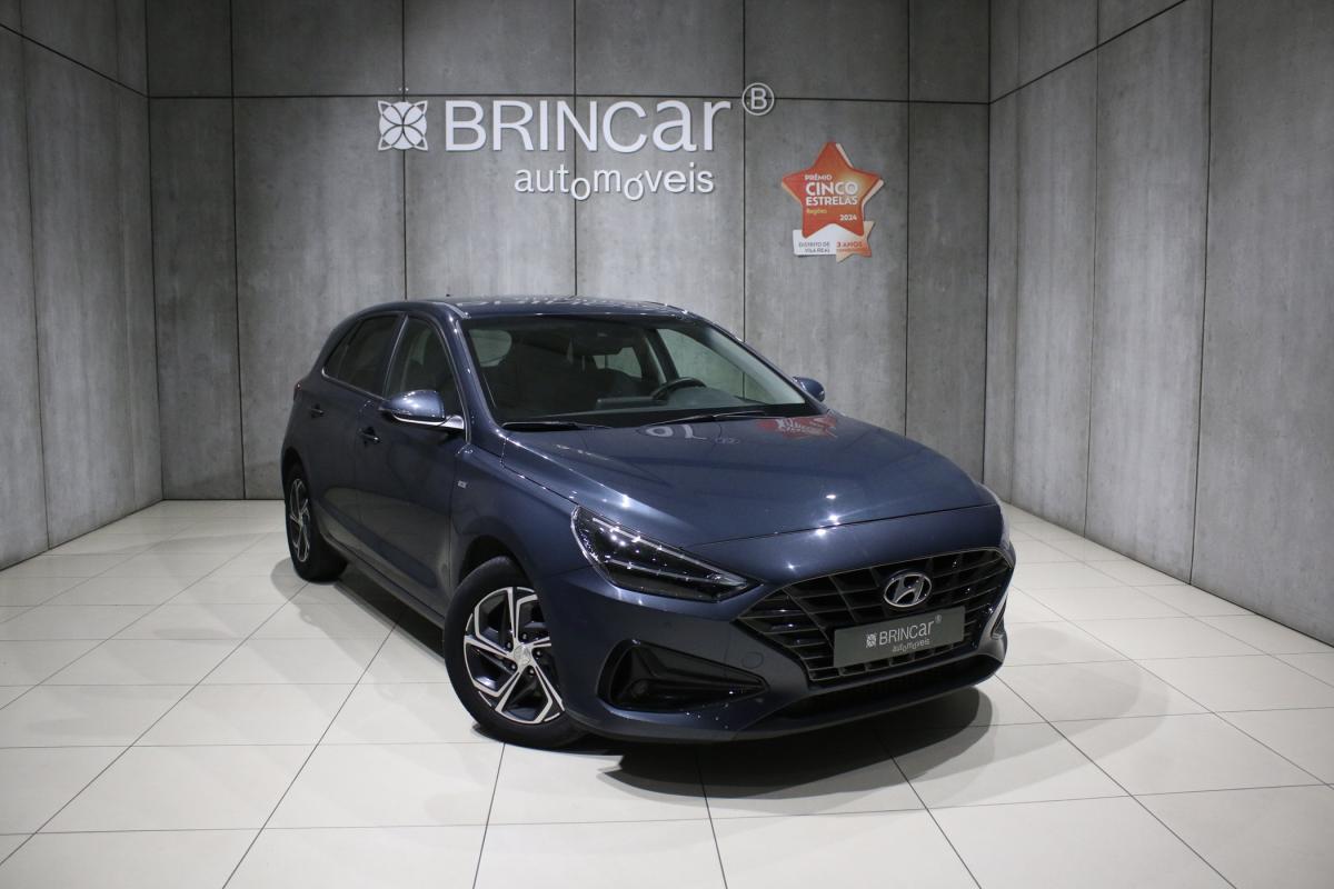 hyundai-i30-2023-gasolina-998cc