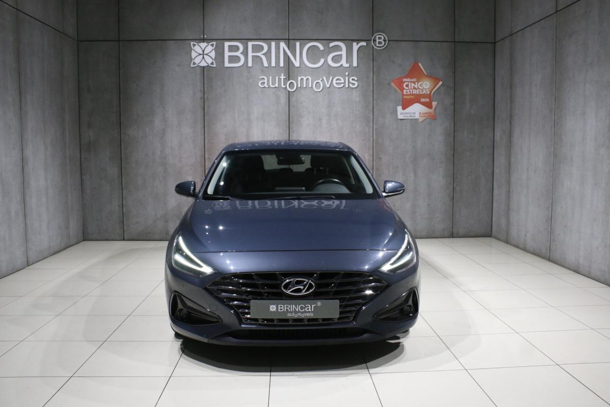 hyundai-i30-2023-gasolina-998cc