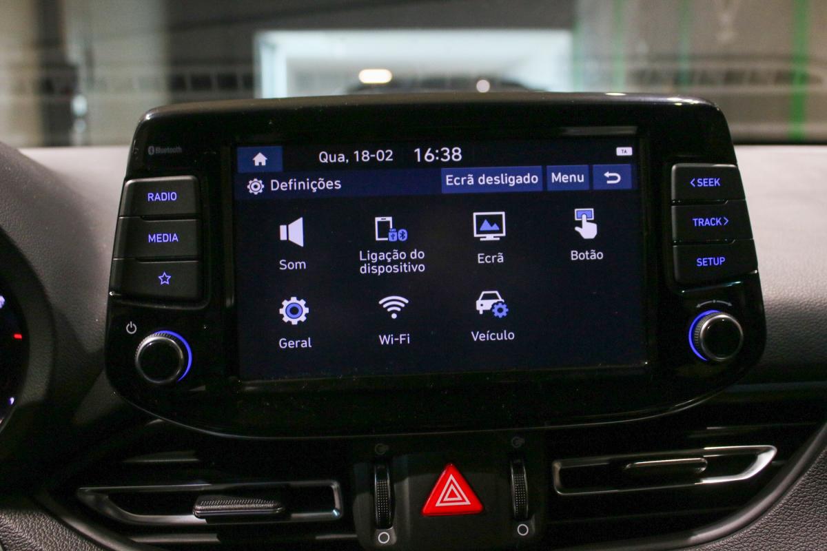 hyundai-i30-2023-gasolina-998cc