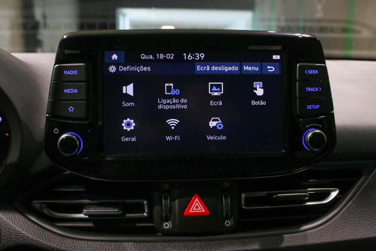 hyundai-i30-2023-gasolina-998cc
