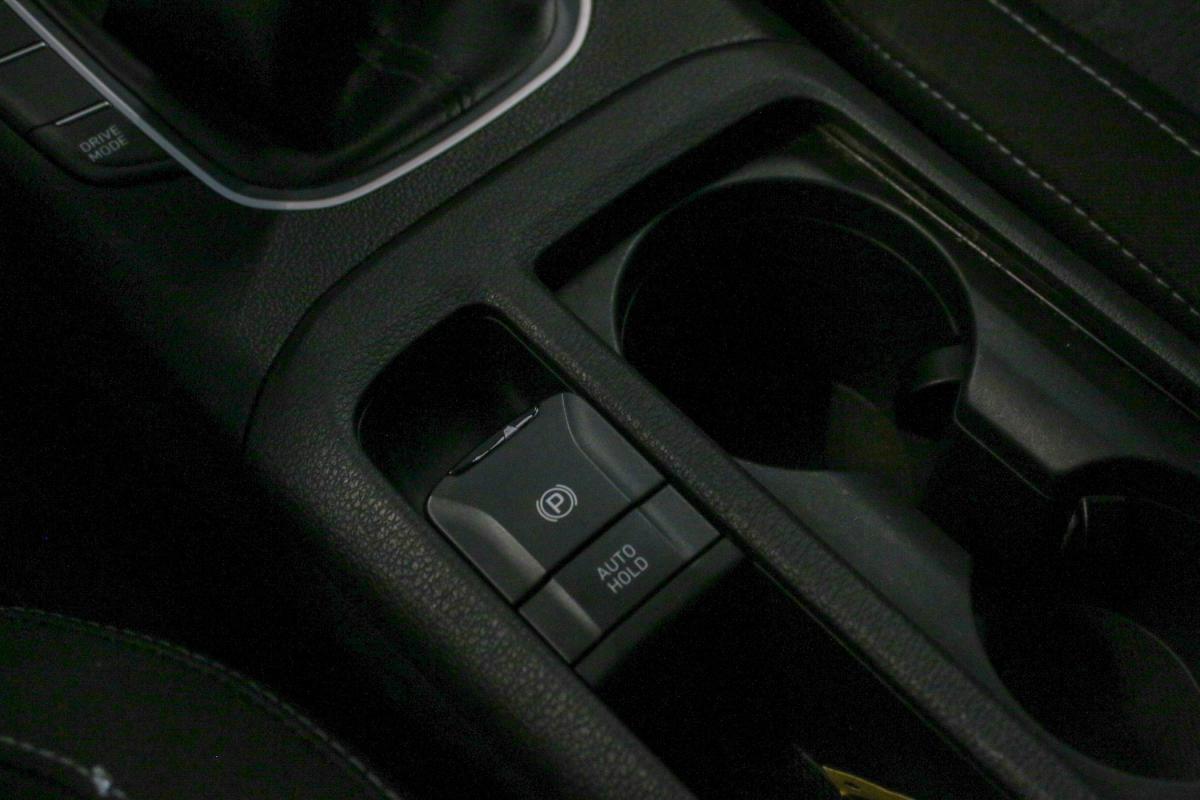 hyundai-i30-2023-gasolina-998cc