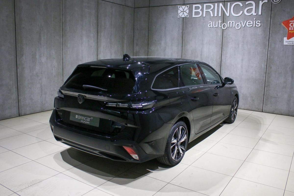 peugeot-308-sw-2022-hibrido-a-gasolina-1598cc