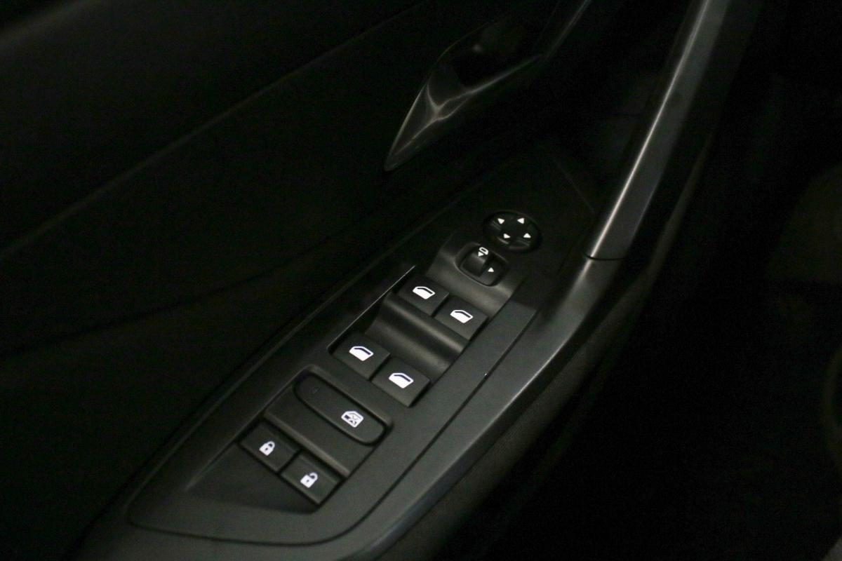 peugeot-308-sw-2022-hibrido-a-gasolina-1598cc