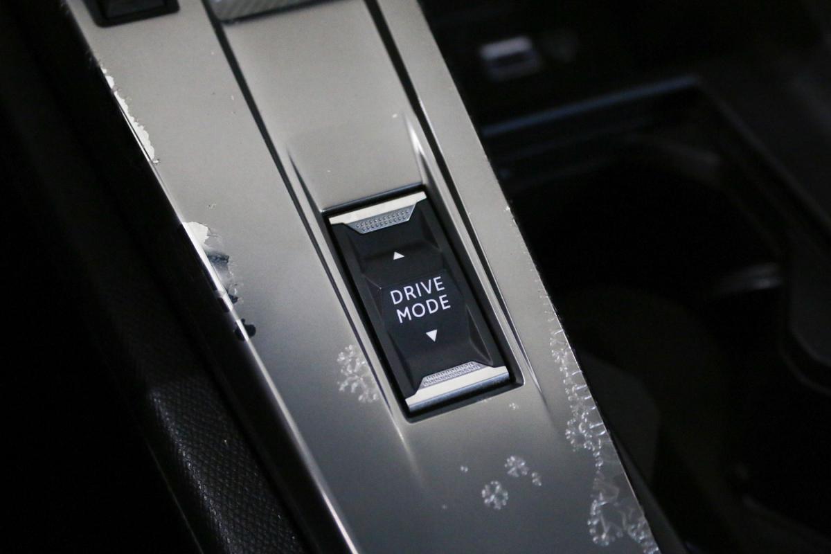 peugeot-308-sw-2022-hibrido-a-gasolina-1598cc