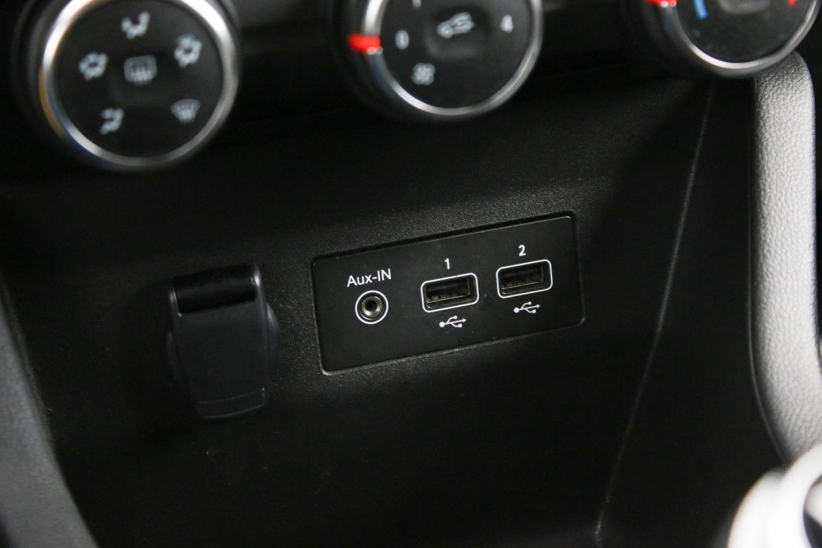 renault-clio-2023-gasolina-999cc