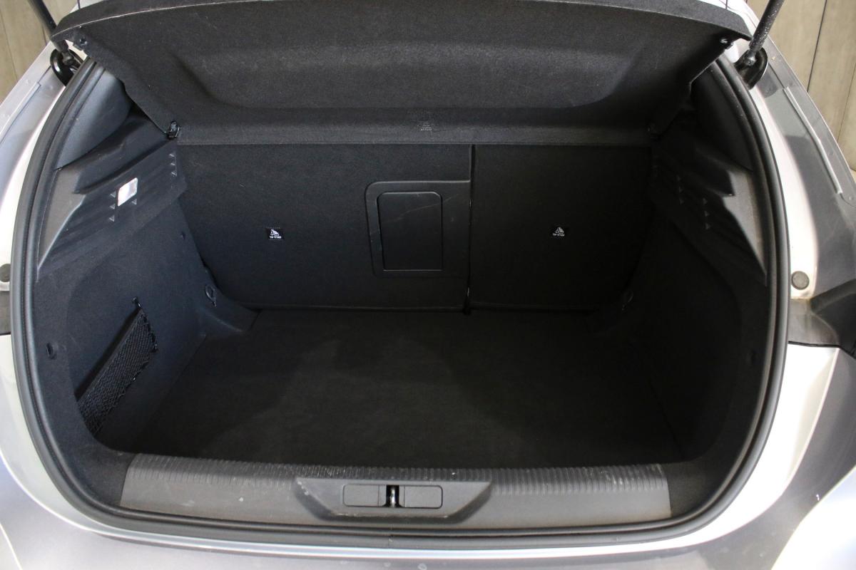 peugeot-308-2023-gasolina-1199cc