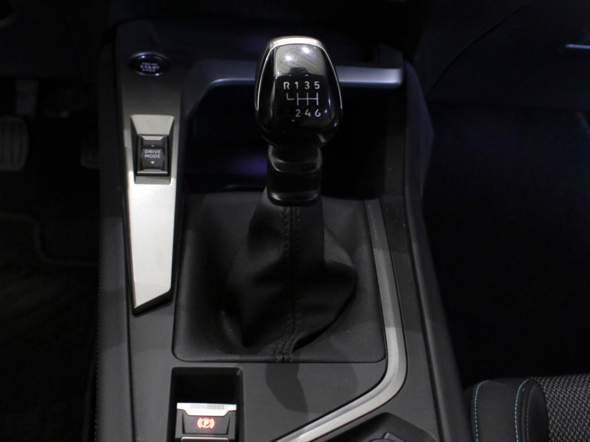 peugeot-308-2023-gasolina-1199cc