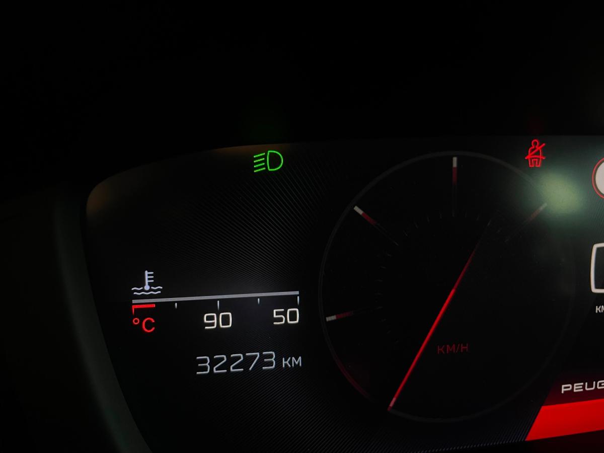 peugeot-308-2023-gasolina-1199cc