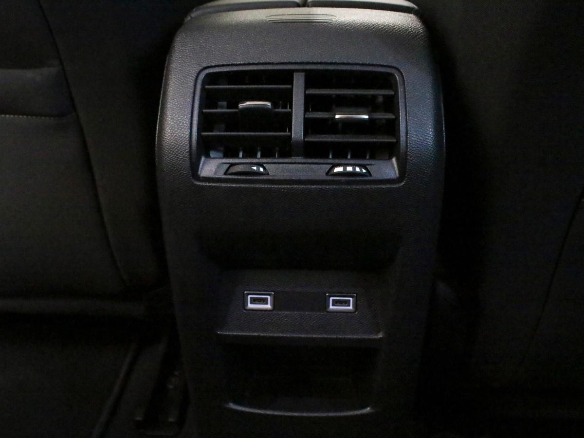 peugeot-308-2023-gasolina-1199cc