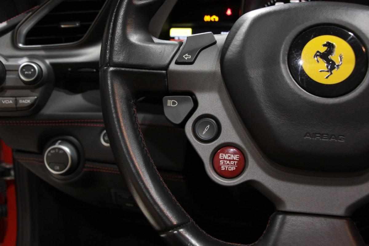 ferrari-488-gtb-2016-gasolina-3902cc