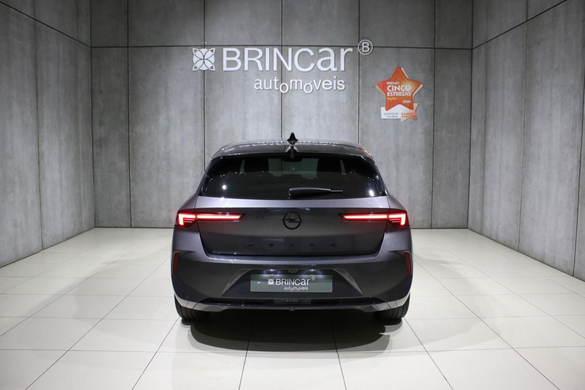 opel-astra-2023-gasolina-1199cc
