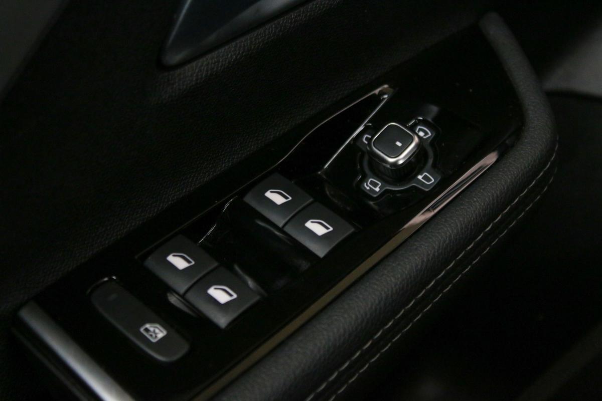 opel-astra-2023-gasolina-1199cc