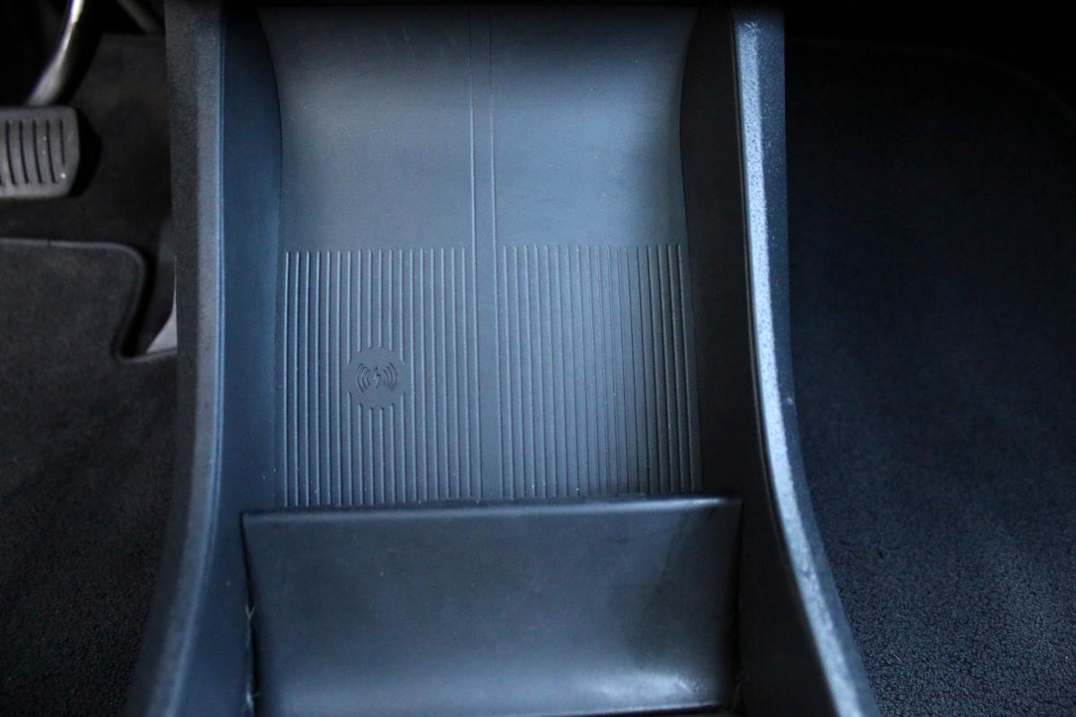 volvo-ex30-2024-eletrico-500cc