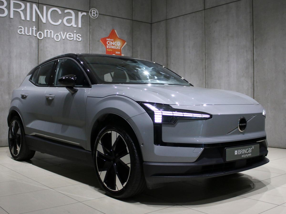volvo-ex30-2024-eletrico-500cc